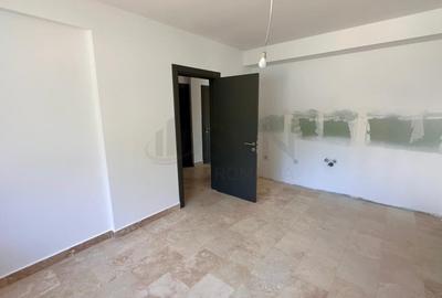 Casă individuală cu 5 camere cu Canalizare în Central - 6