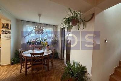 Casă individuală cu 4 camere cu Canalizare în Central - 5