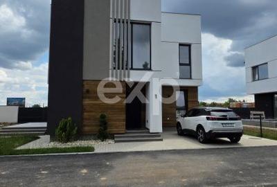 Casă cu 4 camere cu Teren 302 Mp în Tunari - 1
