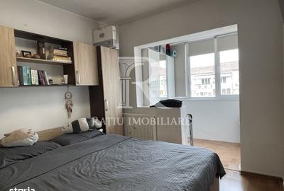 Apartament cu 2 camere decomandat în Iosia