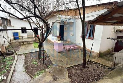 Casă cu 4 camere în Ungureni - 5