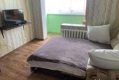 Garsonieră în P-ța Romană - 4