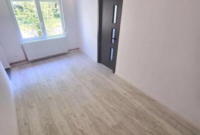 Apartament cu 2 camere semidecomandat în Micro 14 - 1