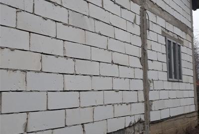 Casă cu 5 camere în Roman - 1