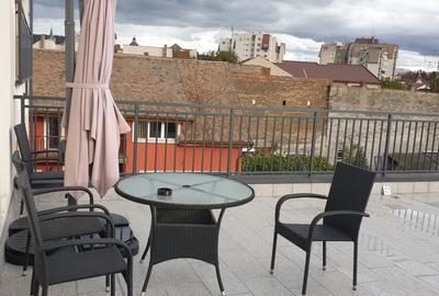 Spațiu comercial, de 130 mp, în Central - 3