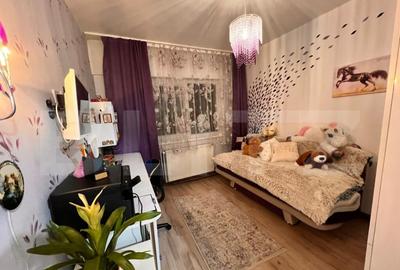 Apartament cu 4 camere decomandat în Central - 3