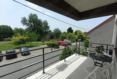 Apartament cu 3 camere decomandat, mobilat în Fabric - 2