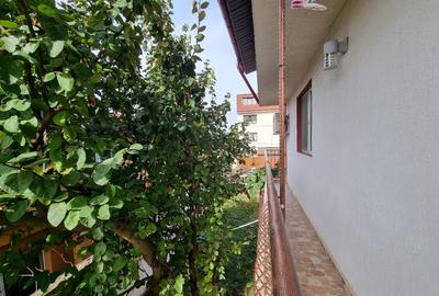 Vila de inchiriat 5 camere Sisesti-Vatra Noua - 1