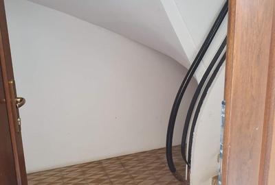 Piata Muncii/ Calarasilor –etaj 2/ P+2 , 120mp. - 6