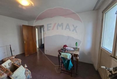 DE VANZARE Apartament cu 4 camere in zona Ozana - 12