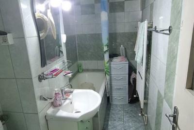 Apartament cu 3 camere decomandat în Central - 2
