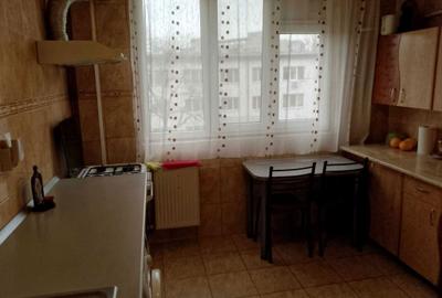 Apartament cu 3 camere decomandat în Titan - 3