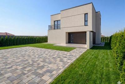 Casă cu 4 camere în Central