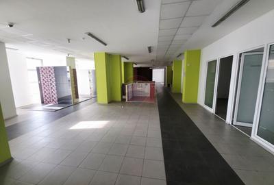Spațiu comercial, de 828 mp, în 1 Mai - 10