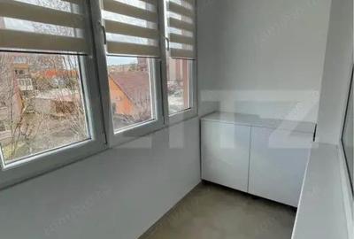 Apartament cu 2 camere decomandat în Micro 1 - 9