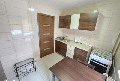Garsonieră decomandată, mobilată în Decebal - 5