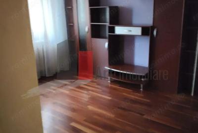 Vand apartament 2 camere tineretului
