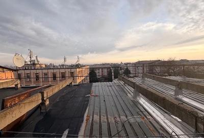 Apartament cu 3 camere decomandat în Central - 8