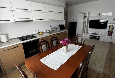 Apartament cu 3 camere decomandat în Turnișor - 3