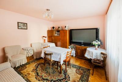 Apartament cu 3 camere decomandat, mobilat în Girocului - 9