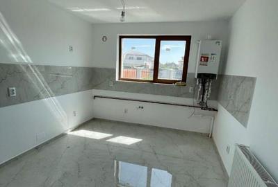 Casă cu 4 camere în Berceni - 18