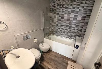 Apartament cu 3 camere decomandat în Central - 4