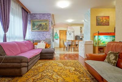 Casă cu 4 camere cu Teren 443 Mp în Tractorul - 4