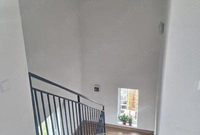 Casă cu 5 camere în Micești