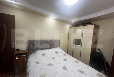 Apartament 3 camere, 70 mp , zona 8 Mai - 7