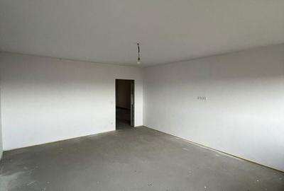Casă cu 3 camere în Central - 2