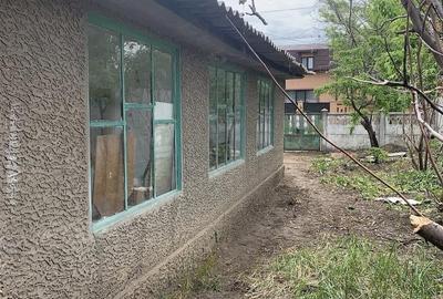Casă cu Teren 620 Mp în Central - 3