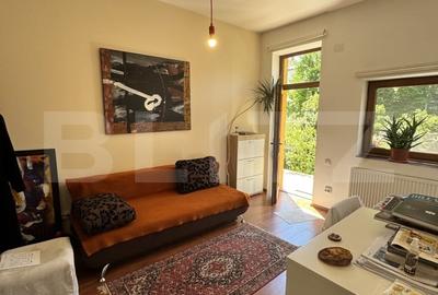 Apartament cu 3 camere semidecomandat, mobilat în Central - 14
