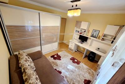 Brancoveanu Apartament 4 Camere Centrala / bloc 92 - 2