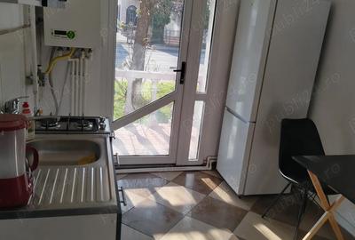 Garsonieră decomandată în Central - 4