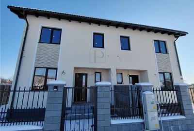 Duplex cu 4 camere cu Canalizare în Urseni - 2
