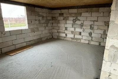 Casă cu 2 camere în Ciolpani - 4