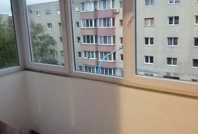 Apartament cu 2 camere în Tractorul - 7