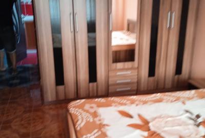 Apartament cu 2 camere decomandat în 9 Mai - 1