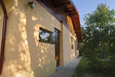 Casă individuală cu 4 camere cu Teren 1294 Mp în Tâncăbești - 1