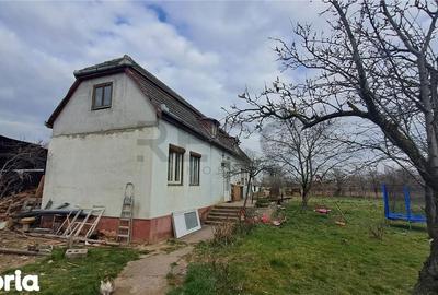 Casă cu 2 camere cu Teren 1000 Mp în Cefa - 2