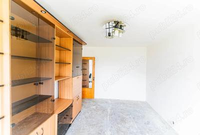 Apartament cu 3 camere decomandat în Sebastian - 3