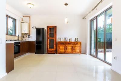 Duplex cu 4 camere cu Canalizare în Borhanci - 3