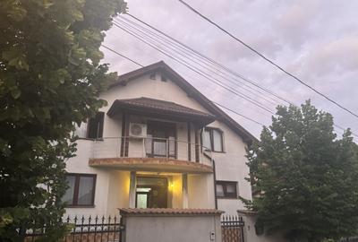 Casa ,zona Ford, suprafata utila 360 mp,teren 518 mp