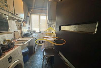 Apartament cu 3 camere de vanzare Bacau - 4