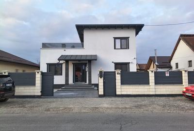 Casă cu 4 camere în Sânpetru - 7