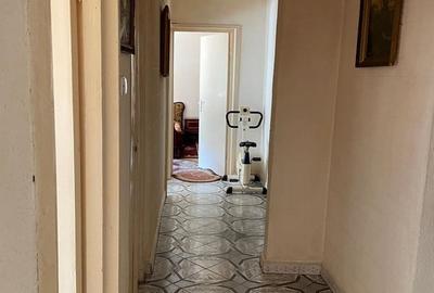 Tomis Nord-Tulcica, apartament cu 3 camere decomandat etajul 1 - 3