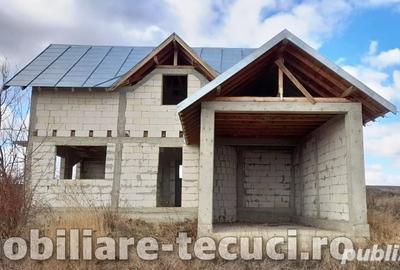 Casă cu 5 camere în Munteni - 14