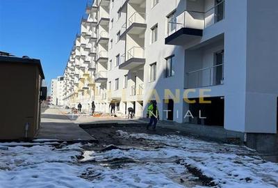 Apartament cu 2 camere decomandat în Apărătorii Patriei
