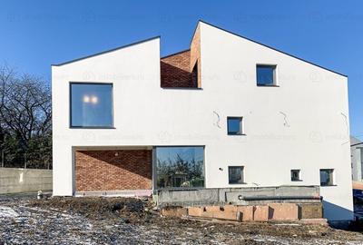Duplex 6 camere in Europa - 3