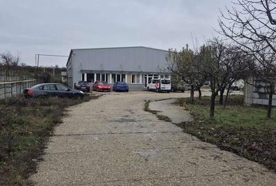 Spațiu comercial, de 1,070 mp, în Central - 2